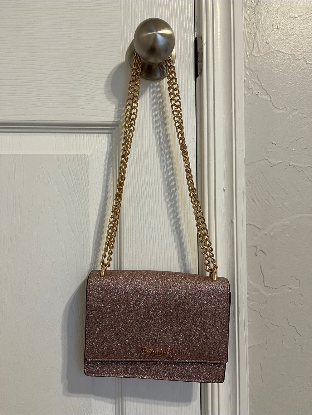 Sparkle Pink Crossbody with Gold Chain Strap - Picture 7 of 8